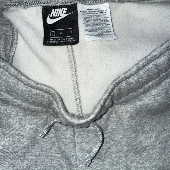Nike Club Men’s Fleece Shorts Size L – Gray, Big Swoosh Logo - Picture 7 of 8